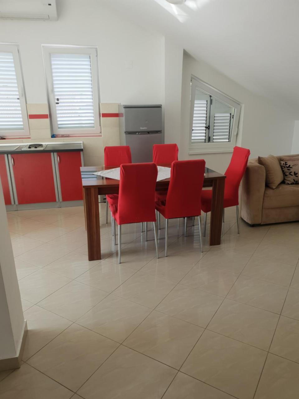 נובליה Apartments Diva מראה חיצוני תמונה
